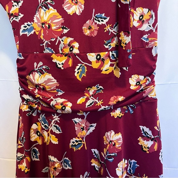 ModCloth Burgundy Floral Fit & Flare Dress M Neck Tie Belted Pockets Romantic - Picture 3 of 8